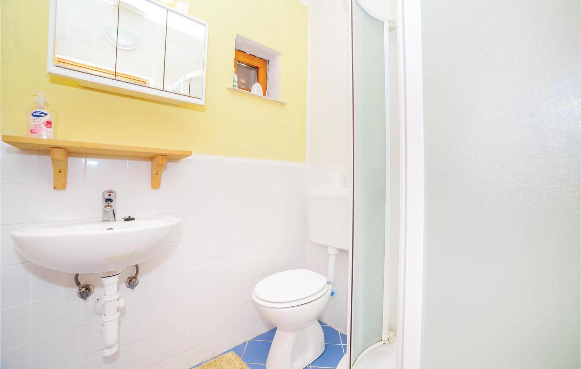 7 Bedroom Pet Friendly Home In Crni Kal Crni Kal  Bagian luar foto