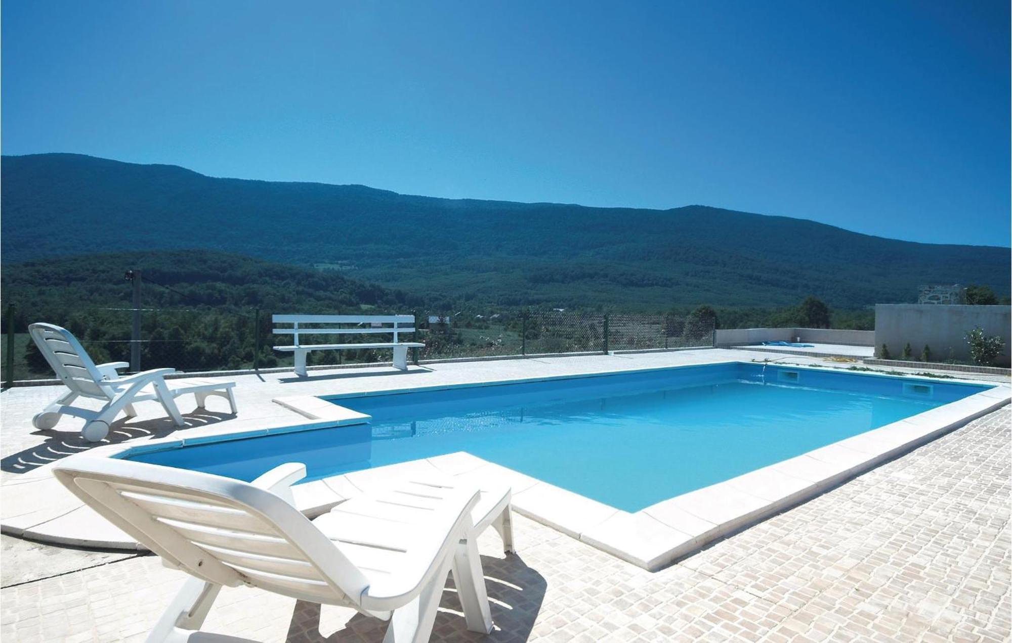 7 Bedroom Pet Friendly Home In Crni Kal Crni Kal  Bagian luar foto