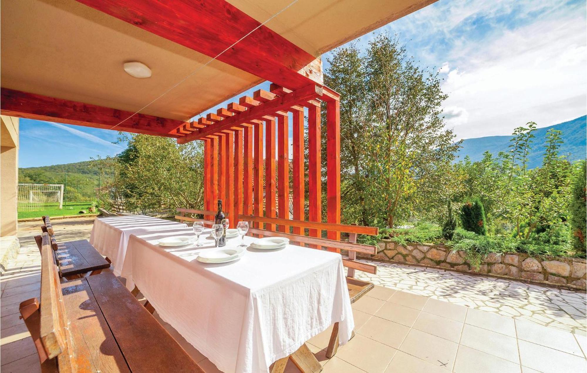 7 Bedroom Pet Friendly Home In Crni Kal Crni Kal  Bagian luar foto