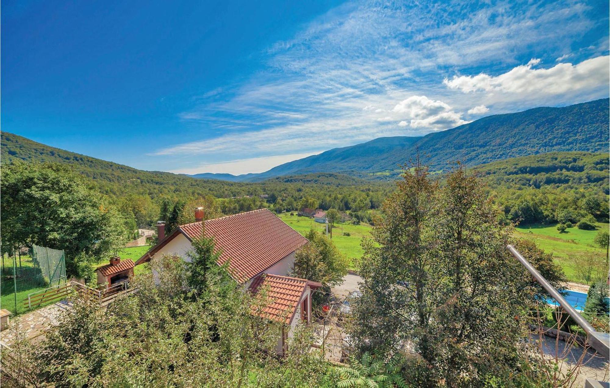 7 Bedroom Pet Friendly Home In Crni Kal Crni Kal  Bagian luar foto